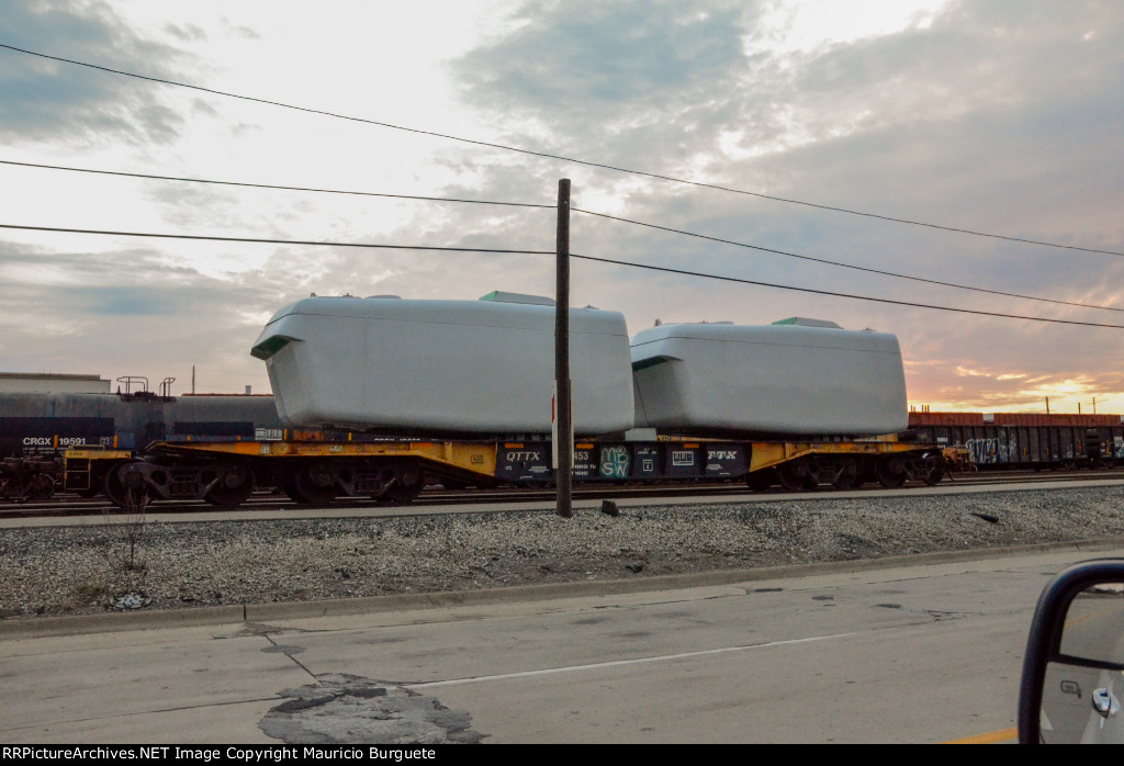 QTTX Flat car with load